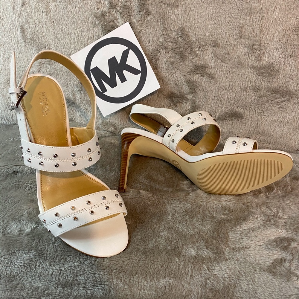 Michael Kor’s Leather Sandals - Picture 3 of 9
